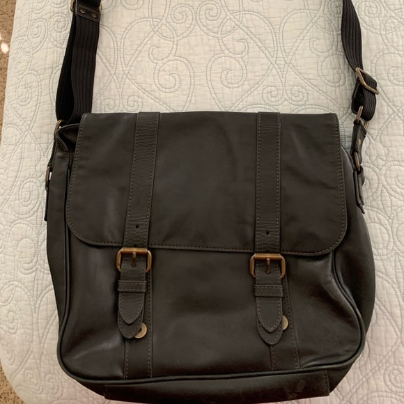 Bosca Bags Bosca Black Leather Messenger Bag Poshmark